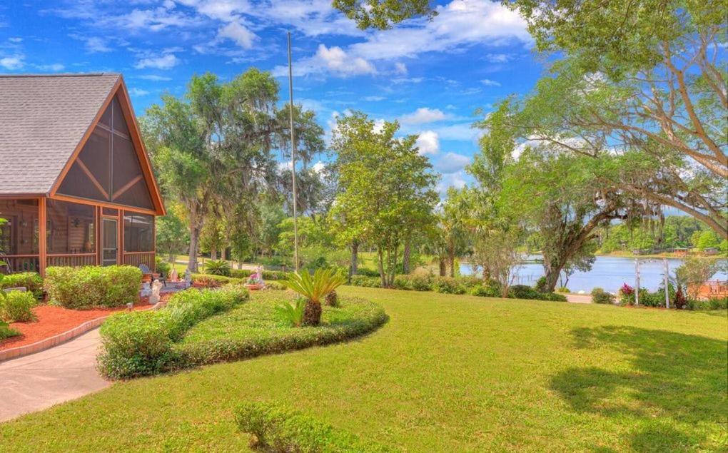 Cabin On The Lake Lake Helen Bagian luar foto